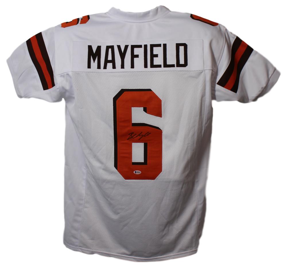 baker mayfield white jersey