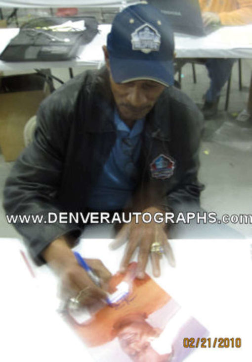Willie Brown Autographed/Signed Denver Broncos 8x10 Photo HOF 10707