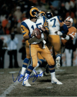 Vince Farragamo Autographed Los Angeles Rams 8x10 Photo vs Bucs 11257