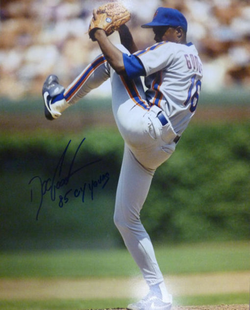Dwight Doc Gooden Autographed New York Mets 16x20 Photo 85 CY Young 11412