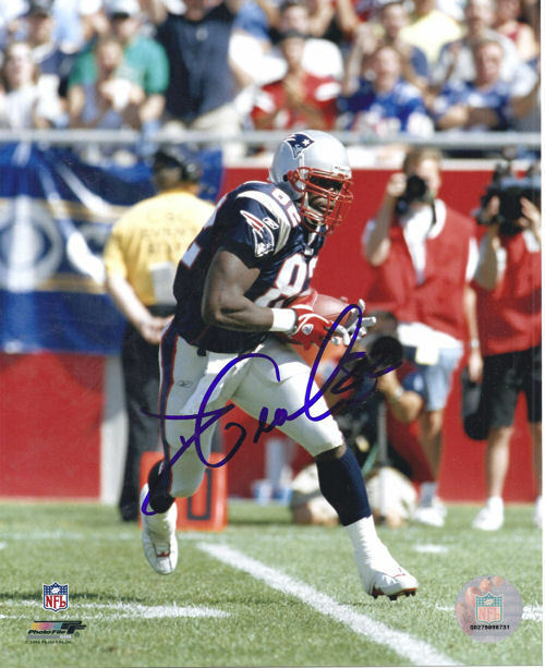 Daniel Graham Autographed/Signed New England Patriots 8x10 Photo 11435