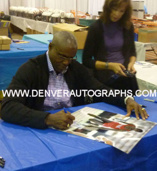 CARL LEWIS AUTOGRAPHED OLYMPIC GOLD MEDALIST 16X20 PHOTO JSA 12127