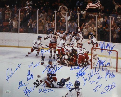1980 USA Hockey Team 16x20 Photo Miracle On Ice 18 Sigs Craig Eruzione 25621 JSA