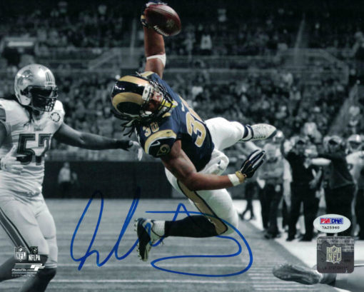 Todd Gurley Autographed/Signed Los Angeles Rams 8x10 Photo PSA 20167 PF