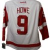 Gordie Howe Autographed Detroit Red Wings CCM XL White Jersey PSA/DNA 21757