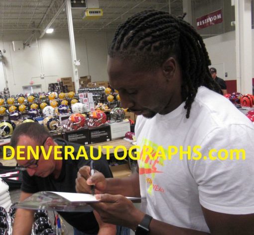 Roddy White Autographed/Signed Atlanta Falcons 8x10 Photo JSA 22122
