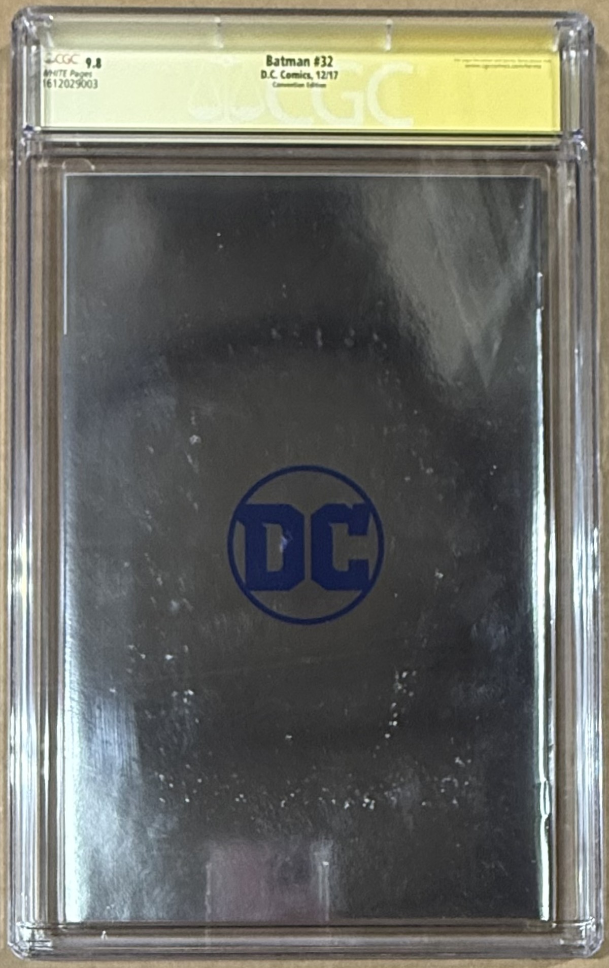 Ben Affleck Autographed Batman NYCC Convention Foil Variant SS #32 CGC 9 Ben Affleck Autographed Batman NYCC Convention Foil Variant SS #32 CGC 9.8 56597
