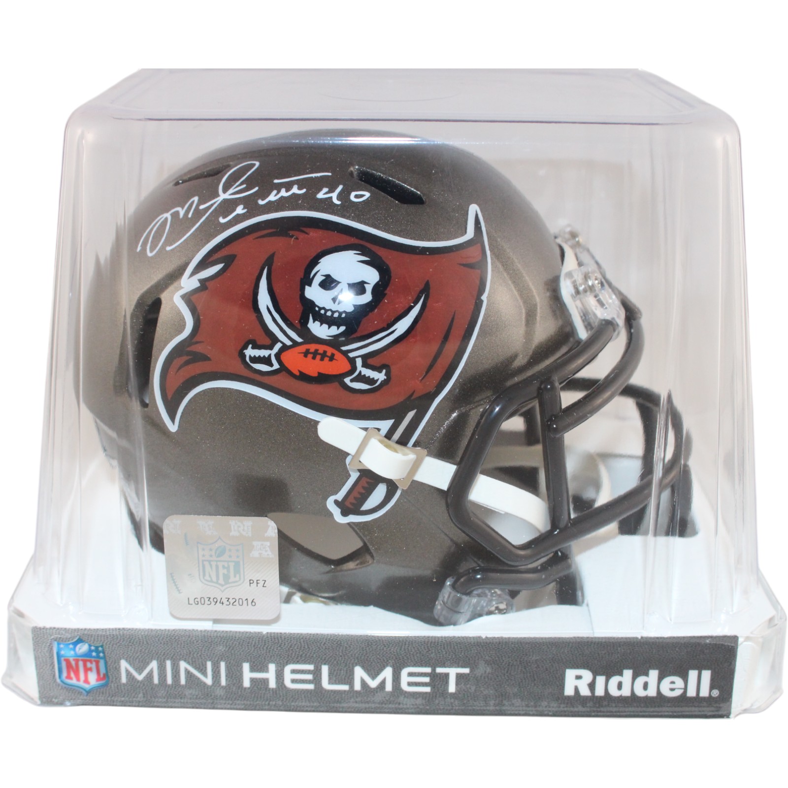 Mike Alstott Signed Tampa Bay Buccaneers TB Mini Helmet Beckett Witness 39818 5 Mike Alstott Signed Tampa Bay Buccaneers TB Mini Helmet Beckett Witness 39818