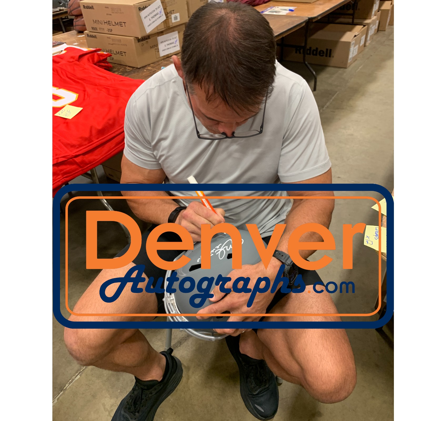 Mike Alstott Signed Tampa Bay Buccaneers F/S Helmet Slate SB Champ Beckett 54614 7 Mike Alstott Signed Tampa Bay Buccaneers F/S Helmet Slate SB Champ Beckett 54614