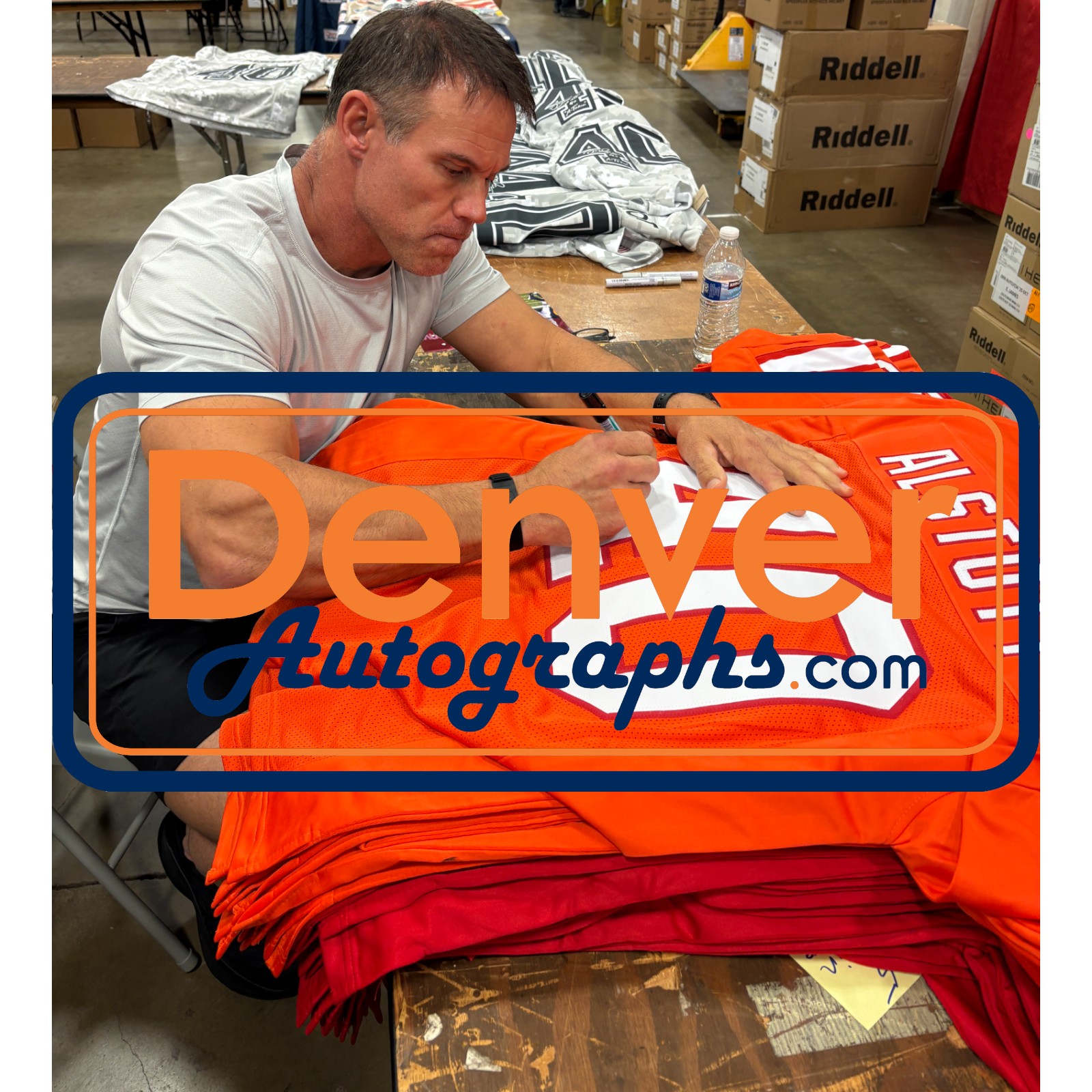 Mike Alstott Autographed Pro Style Size XL Orange TB Jersey Atrain Beckett 54623