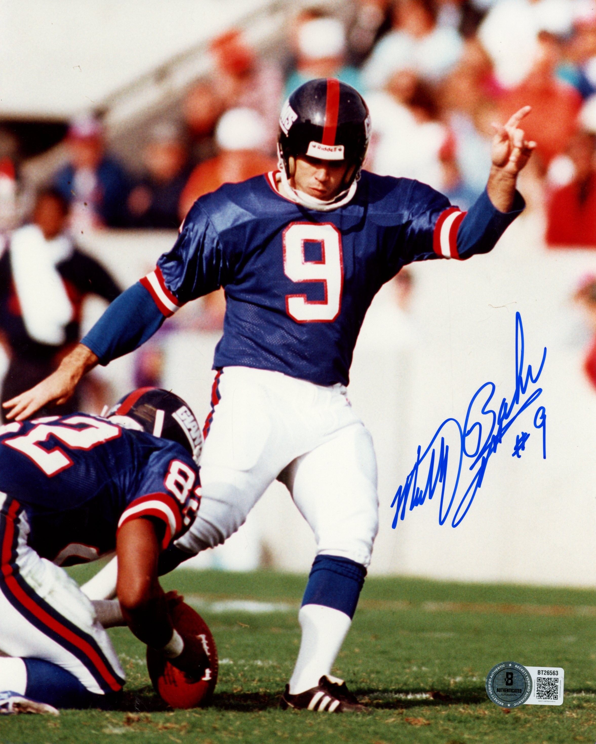 Matt Bahr Autographed New York Giants 8x10 Photo Blue Kicking Beckett 56781