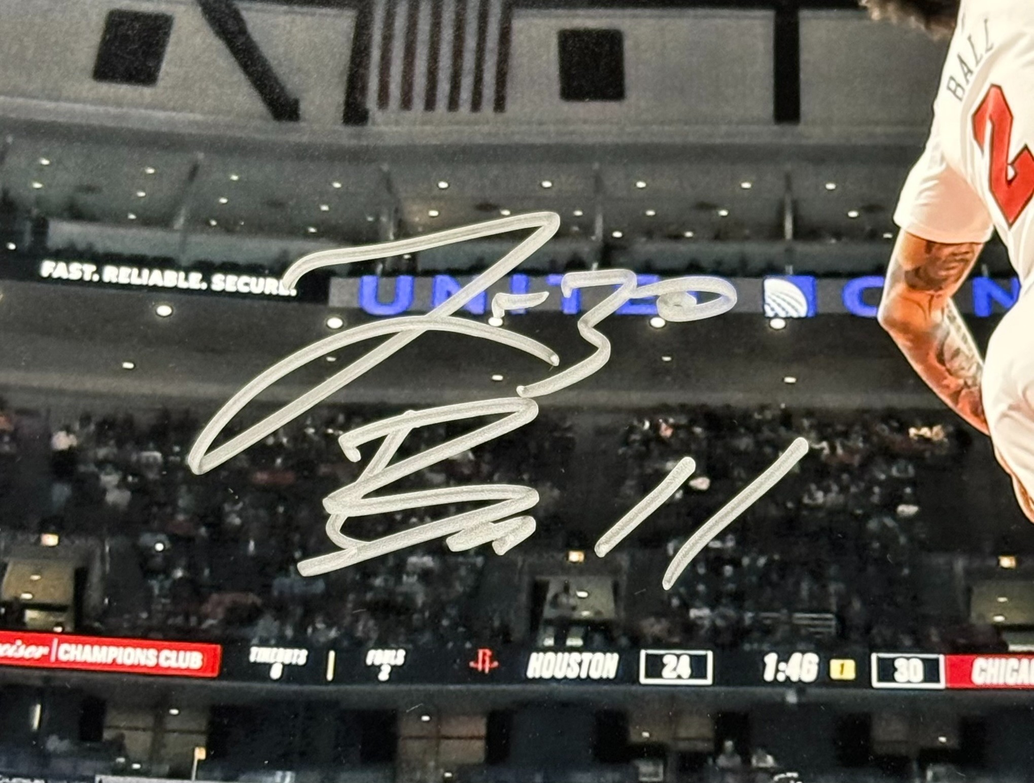 Lonzo Ball Autographed/Signed Chicago Bulls 16x20 Photo Fanatics 54388 2 Lonzo Ball Autographed/Signed Chicago Bulls 16x20 Photo Fanatics 54388