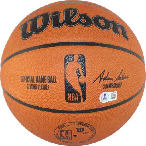 Larry Bird Autographed Boston Celtics Wilson Basketball Beckett Witness 50250