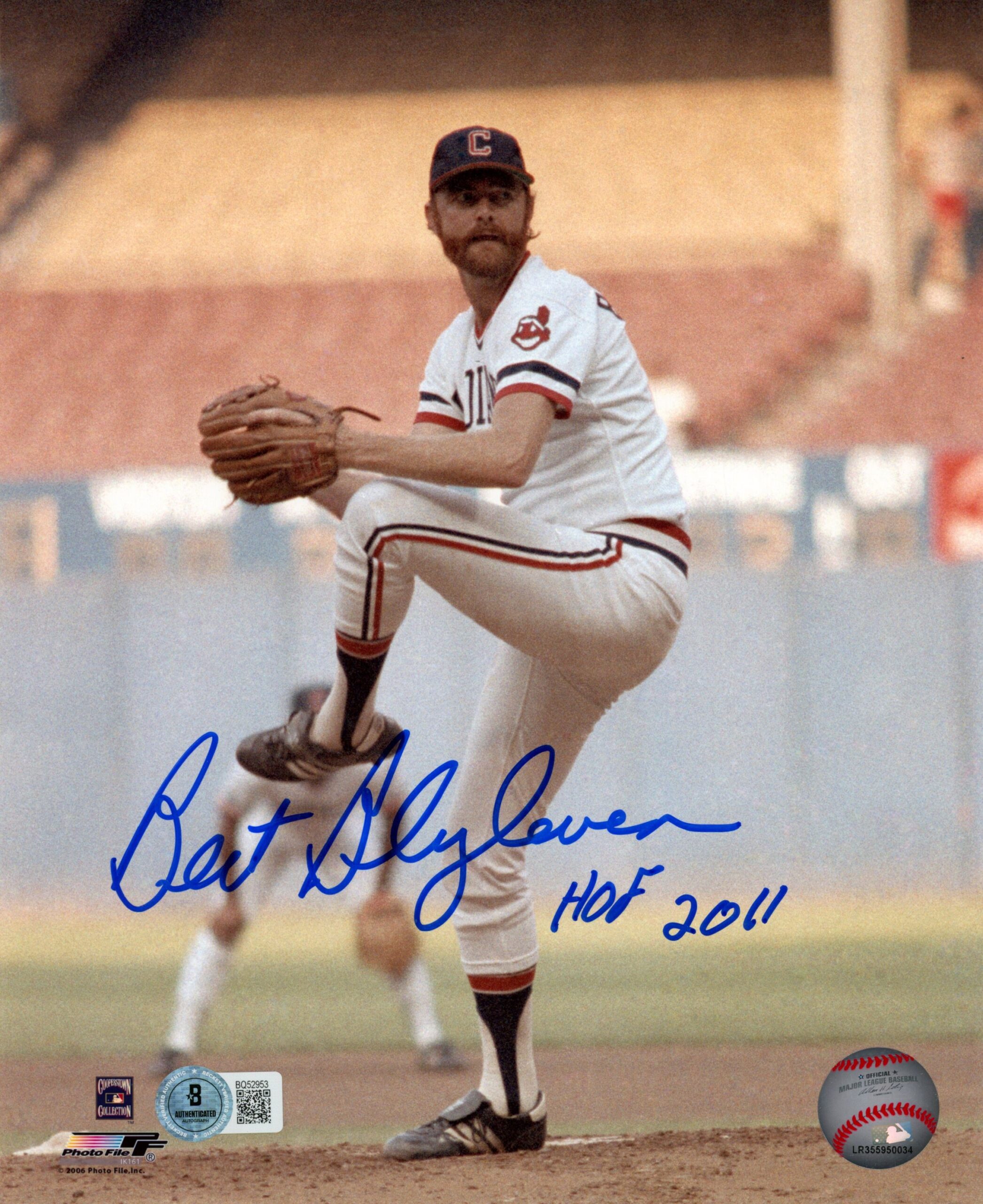 Bert Blyleven Autographed/Signed Cleveland Indians 8x10 Photo HOF Beckett 57401