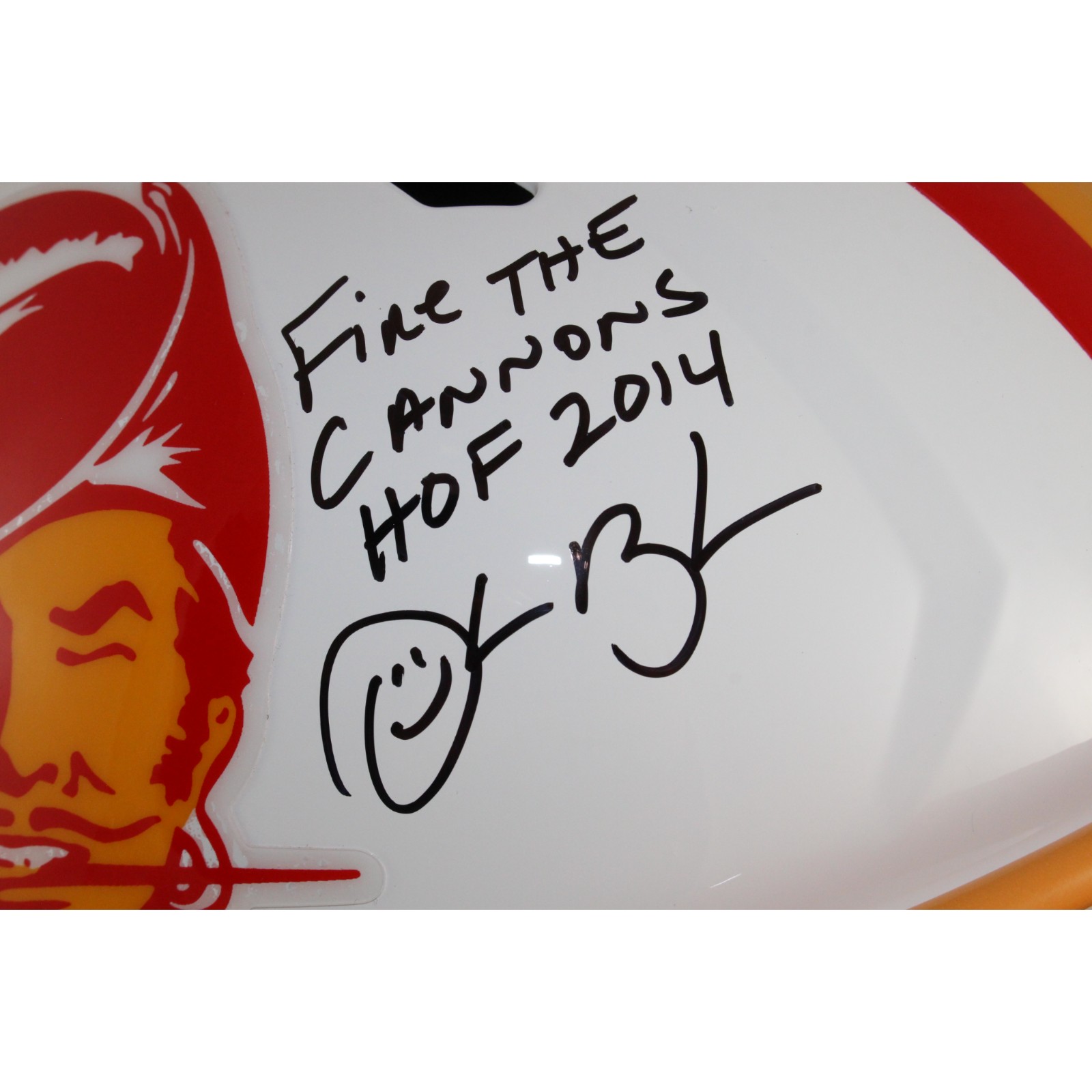 Derrick Brooks Signed Tampa Bay Buccaneers F/S TB Helmet 2 Insc Derrick Brooks Signed Tampa Bay Buccaneers F/S TB Helmet 2 Insc. Beckett 54044