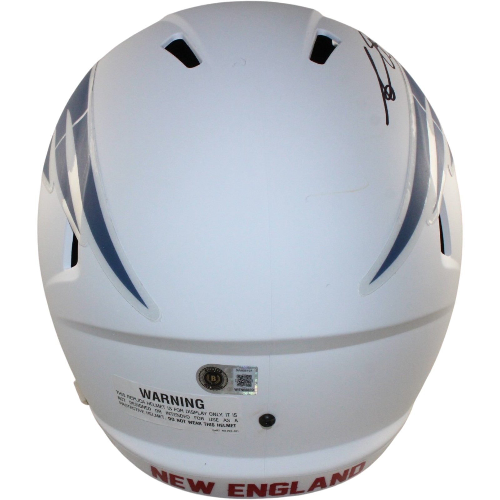 AJ Brown Signed New England Patriots F/S Rivalries Helmet Beckett WIT 57979 3 AJ Brown Signed New England Patriots F/S Rivalries Helmet Beckett WIT 57979