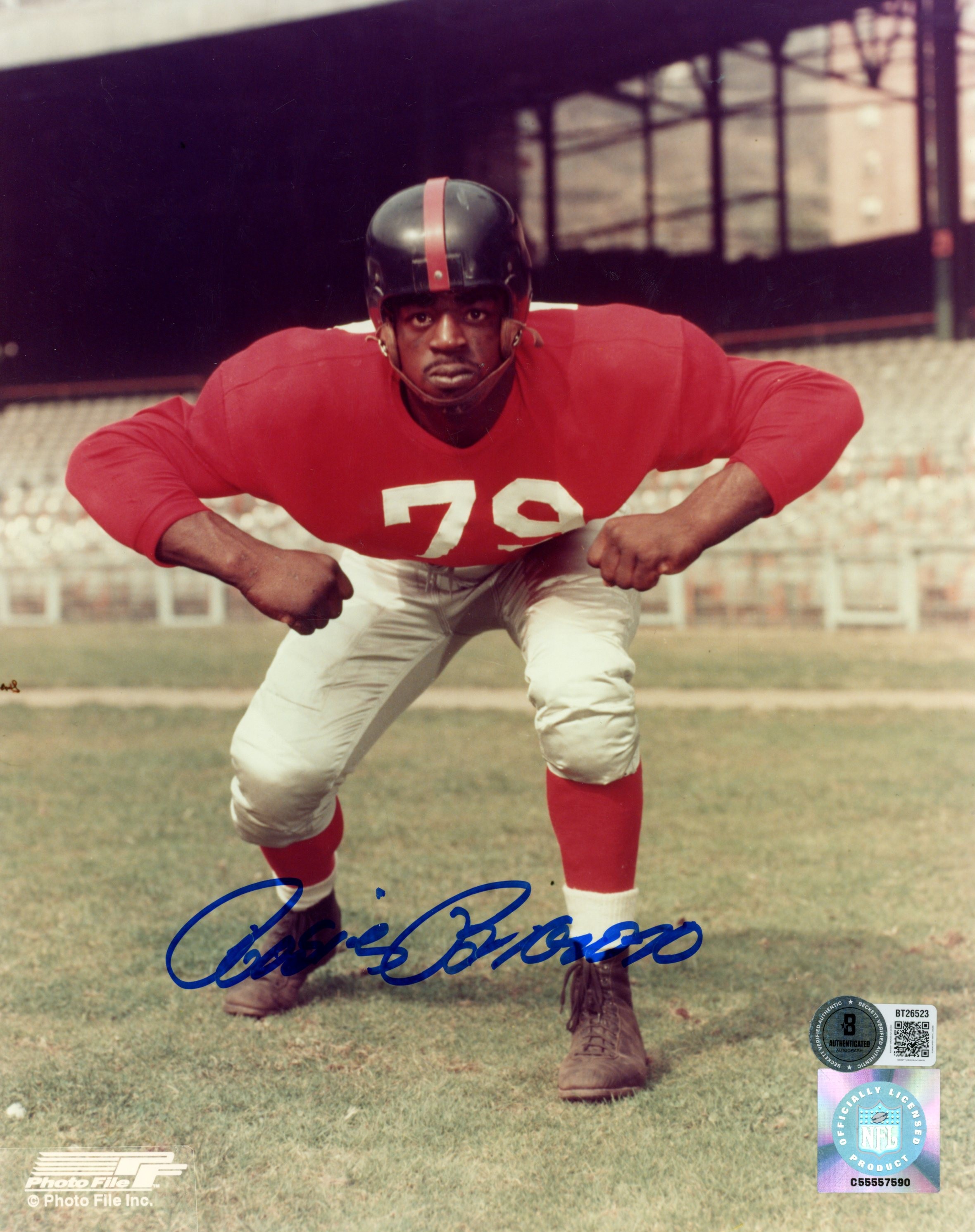 Rosie Brown Autographed New York Giants 8x10 Photo PF Block Pose Beckett 56792
