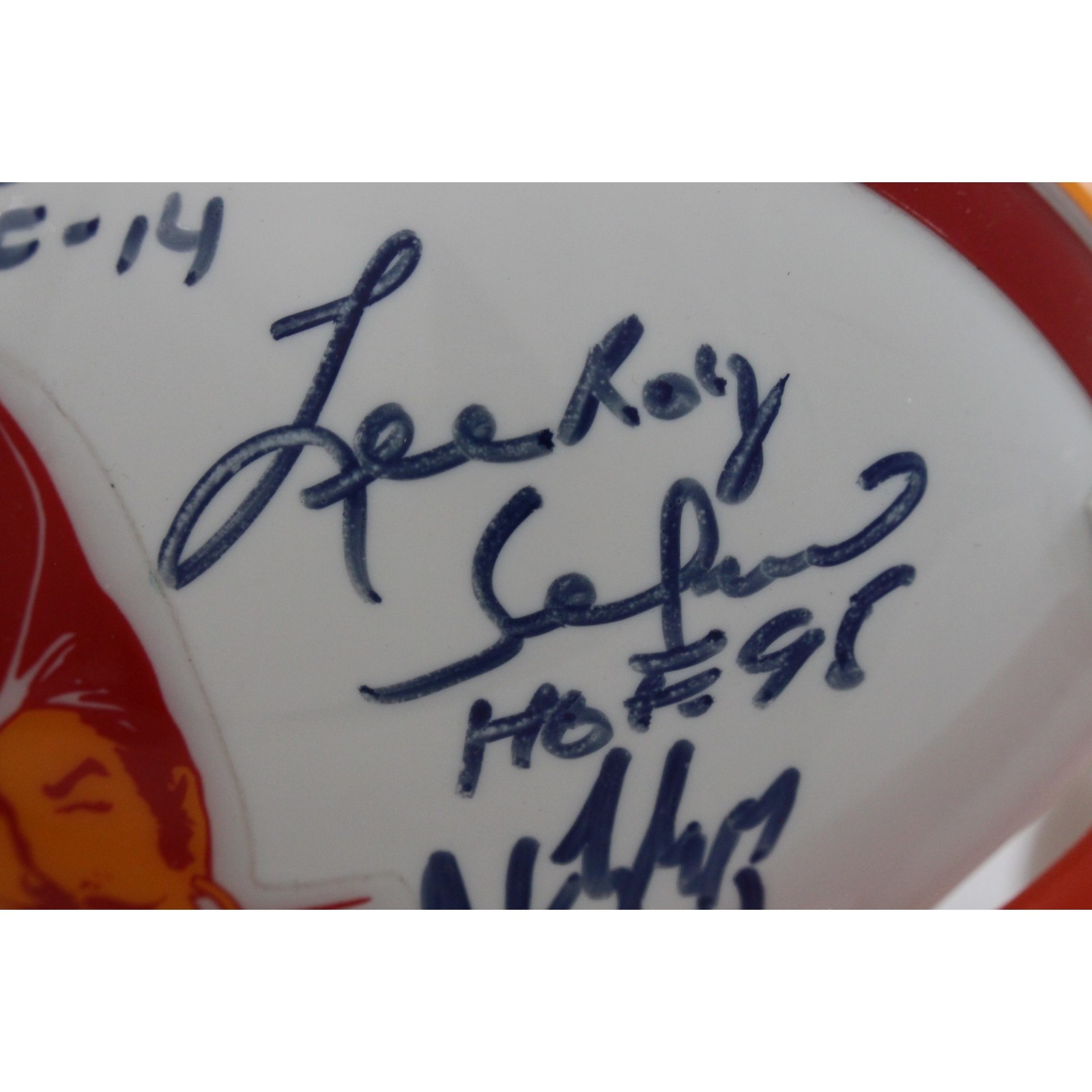 Lee Roy Selmon +4 Tampa Bay Buccaneers Signed 75-96 Mini Helmet Beckett 57261 5 Lee Roy Selmon +4 Tampa Bay Buccaneers Signed 75-96 Mini Helmet Beckett 57261