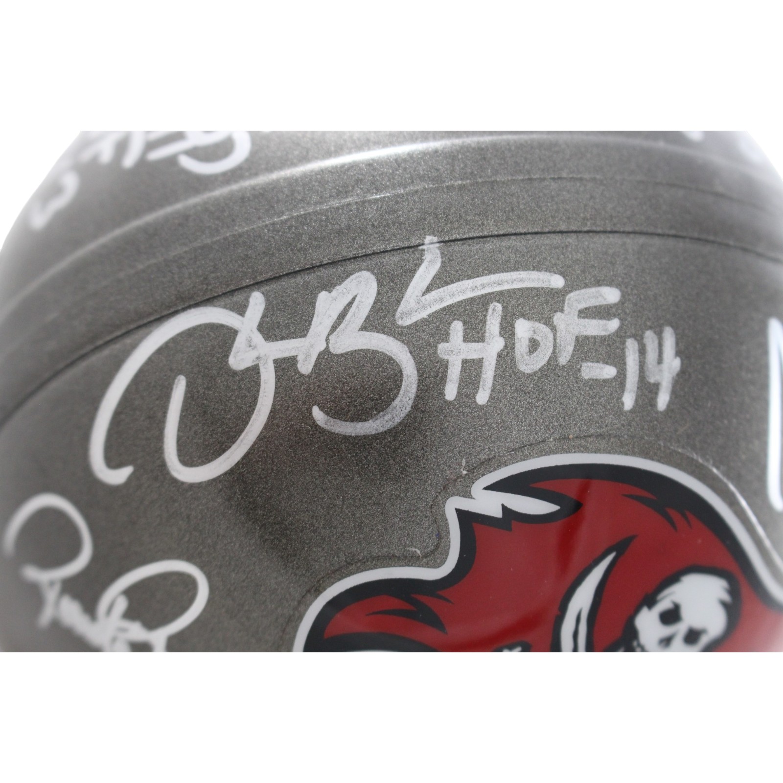 Lee Roy Selmon +4 Tampa Bay Buccaneers Signed 97-13 Mini Helmet Beckett 57259 3 Lee Roy Selmon +4 Tampa Bay Buccaneers Signed 97-13 Mini Helmet Beckett 57259