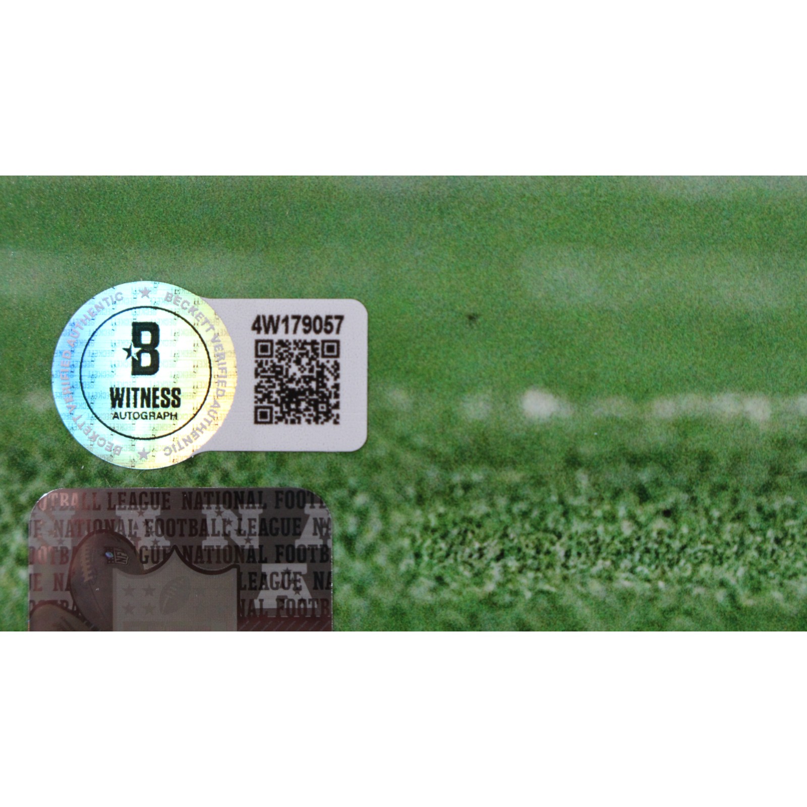 Abdul Carter Autographed New York Giants 16x20 Photo Beckett Witness 53446 3 Abdul Carter Autographed New York Giants 16x20 Photo Beckett Witness 53446