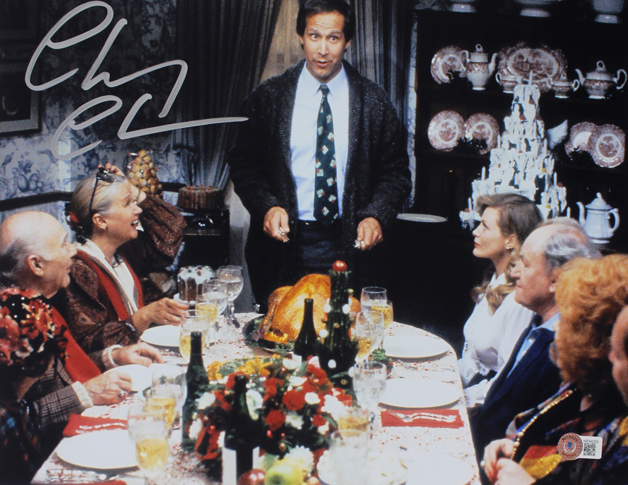 Chevy Chase Autographed/Signed Christmas Vacation 11x14 Photo Beckett