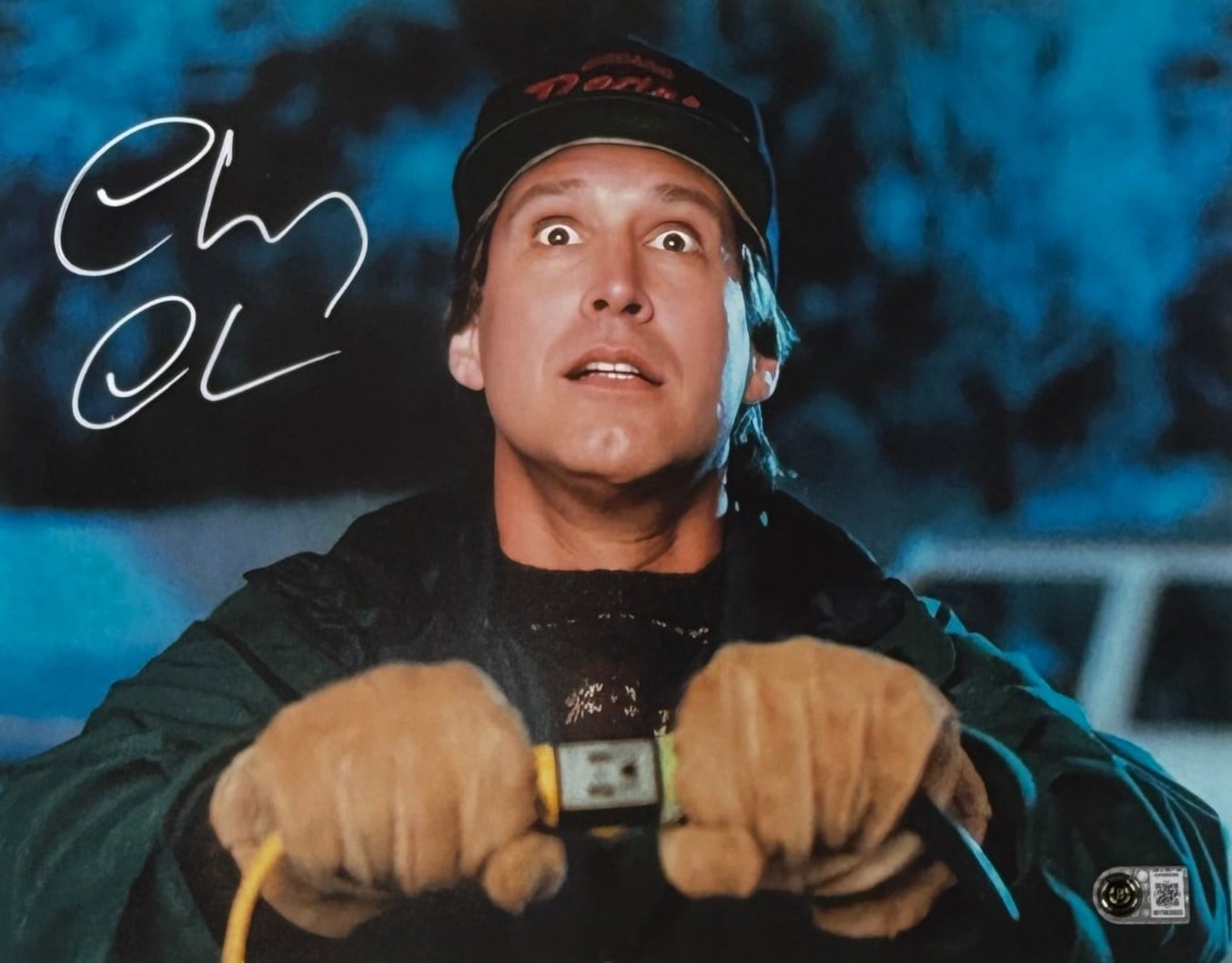 Chevy Chase Autographed/Signed Christmas Vacation 11x14 Photo Beckett WIT 58259