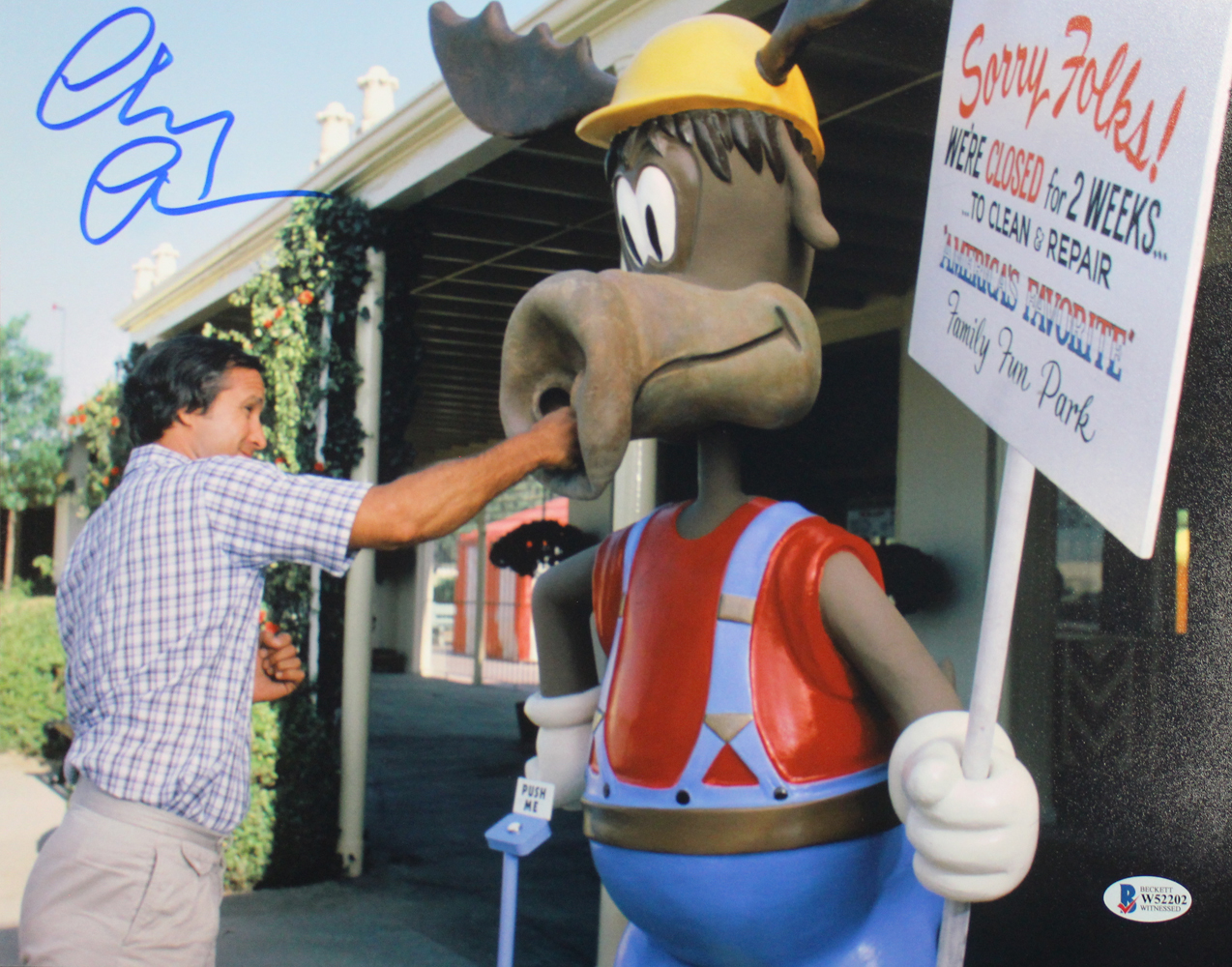 Chevy Chase Autographed/Signed Vacation 11x14 Photo Clark Griswald BAS 25935