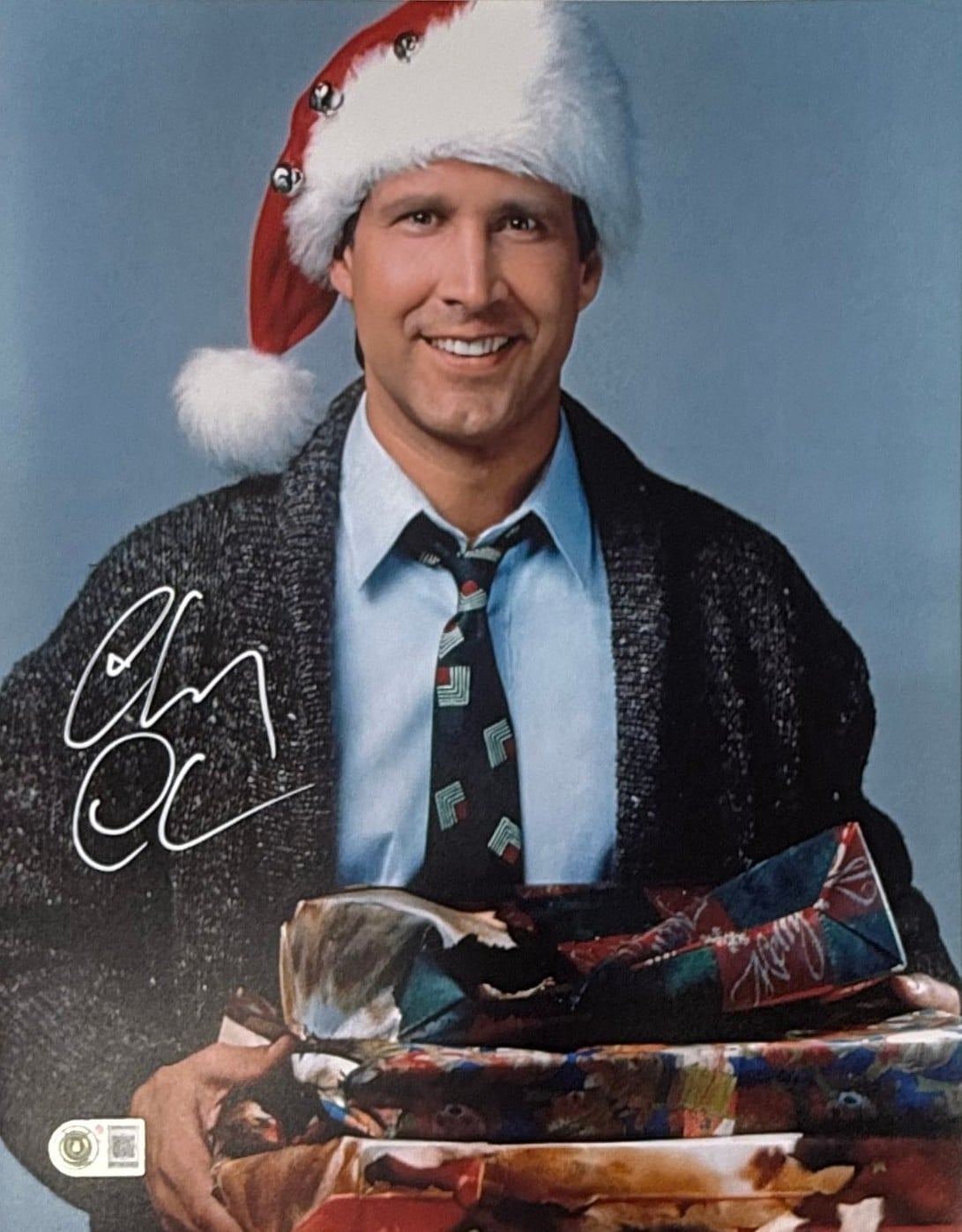 Chevy Chase Autographed/Signed Christmas Vacation 11x14 Photo Beckett WIT 58263