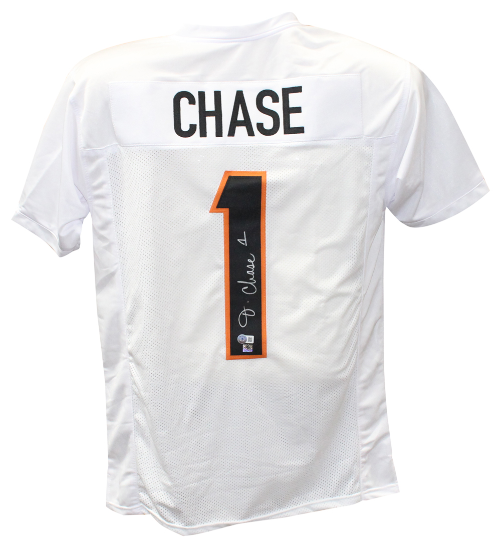 Ja'Marr Chase Autographed Cincinatti Bengals Pro Style White XL Jersey BAS