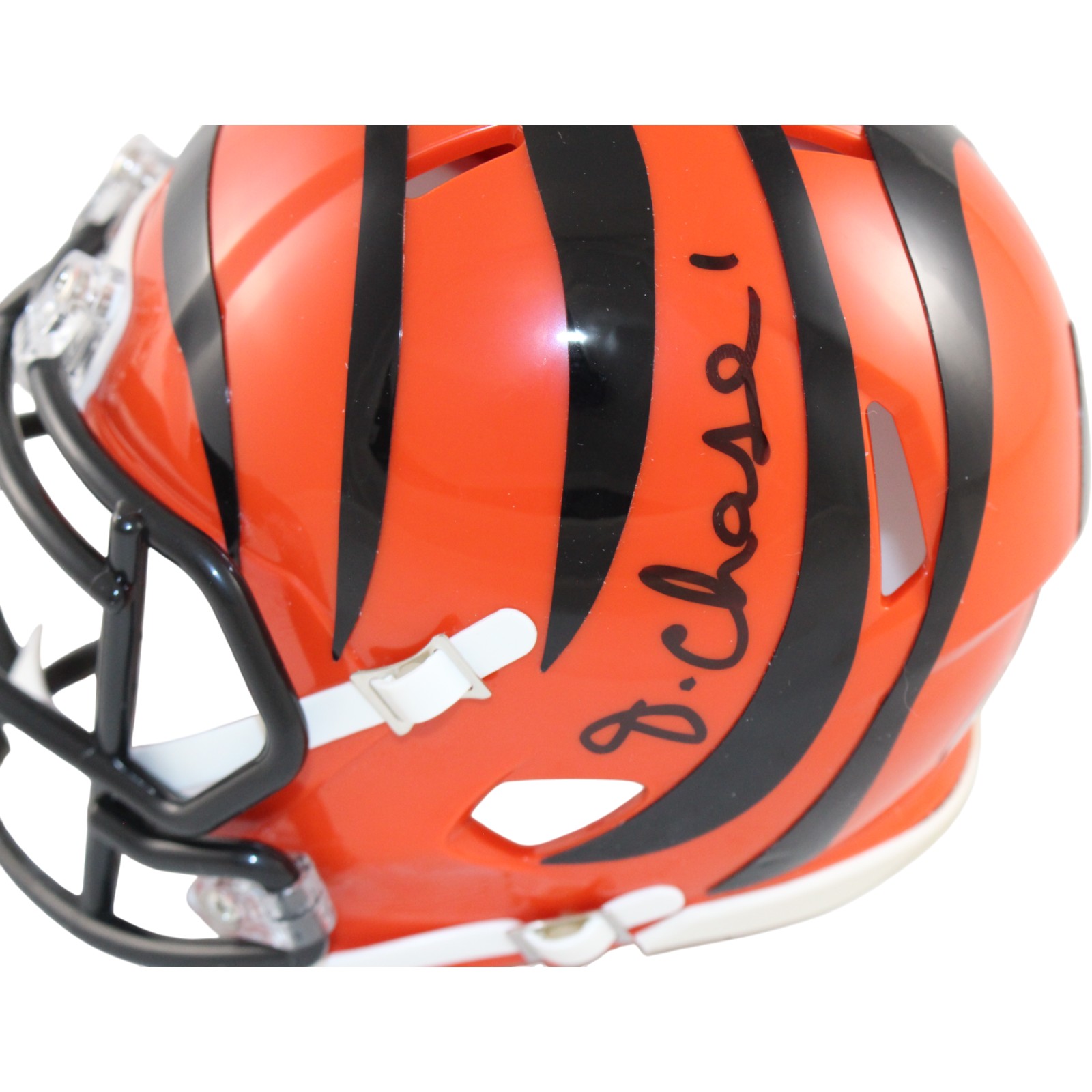 Ja'Marr Chase Signed on Left Side Cincinnati Bengals Mini Helmet Beckett 54088