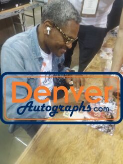 Maurice Cheeks Autographed Philadelphia 76ers 8x10 Photo Beckett