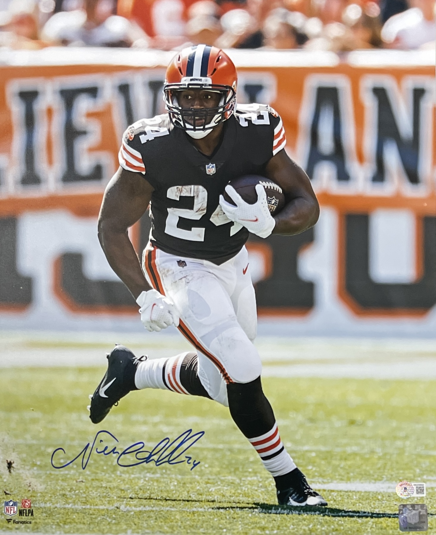 Nick Chubb Autographed/Signed Cleveland Browns 16x20 Photo Beckett 