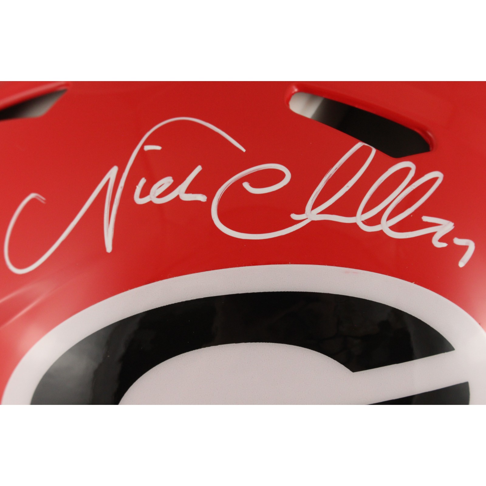 Nick Chubb Autographed Georgia Bulldogs Authentic Helmet Beckett Witness 49797