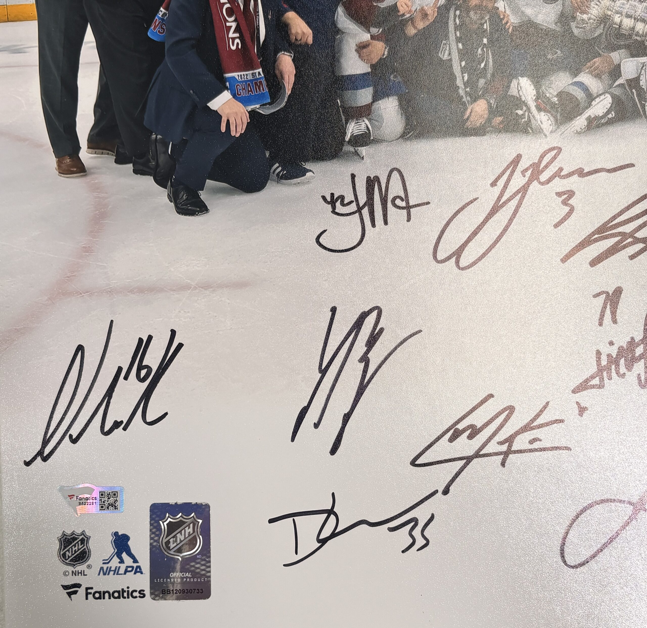 Colorado Avalanche 18 sigs Autographed 16x20 Photo SC Champs Fanatics 56603 2 Colorado Avalanche 18 sigs Autographed 16x20 Photo SC Champs Fanatics 56603