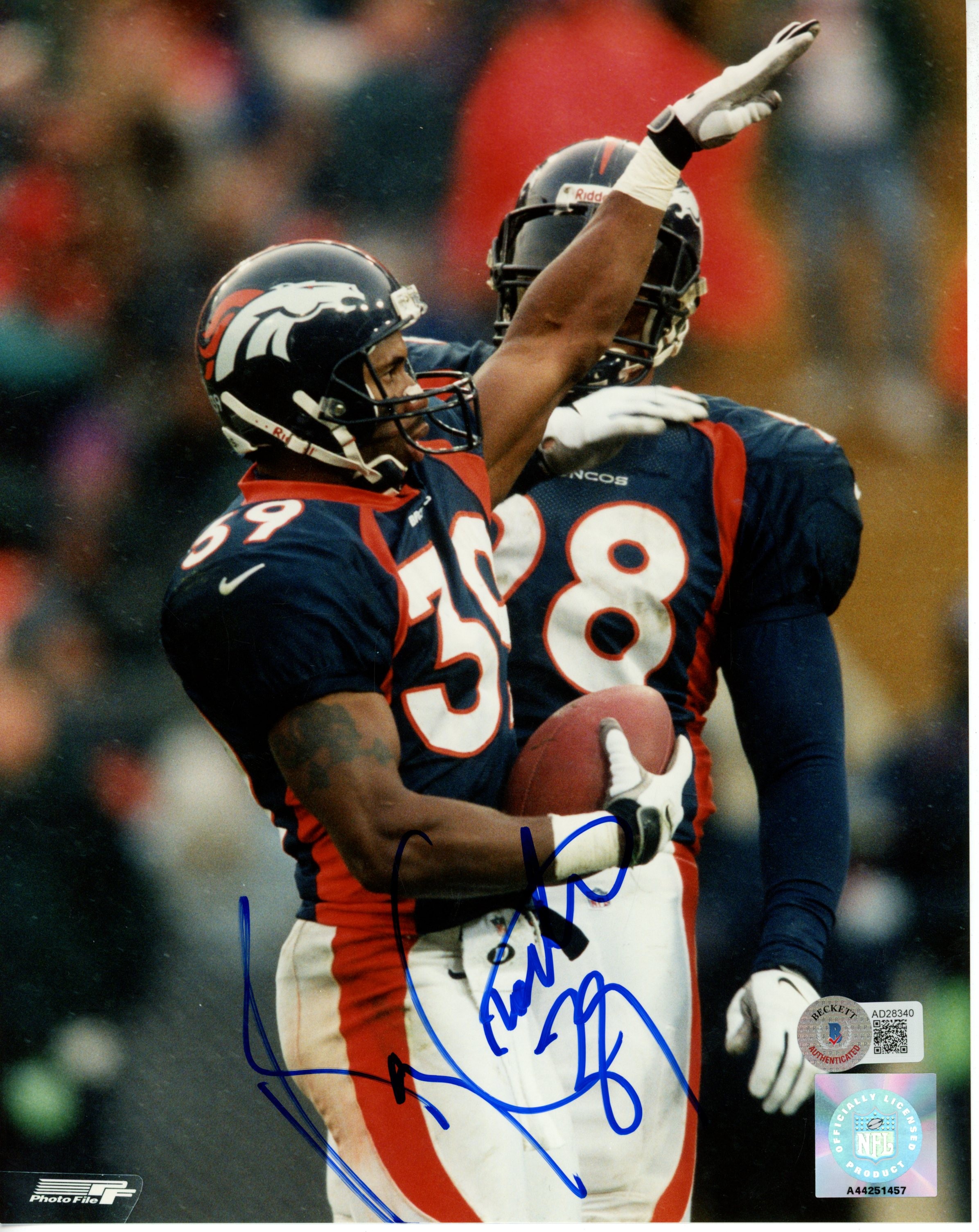 Ray Crockett Autographed/Signed Denver Broncos 8x10 Photo Beckett 55846