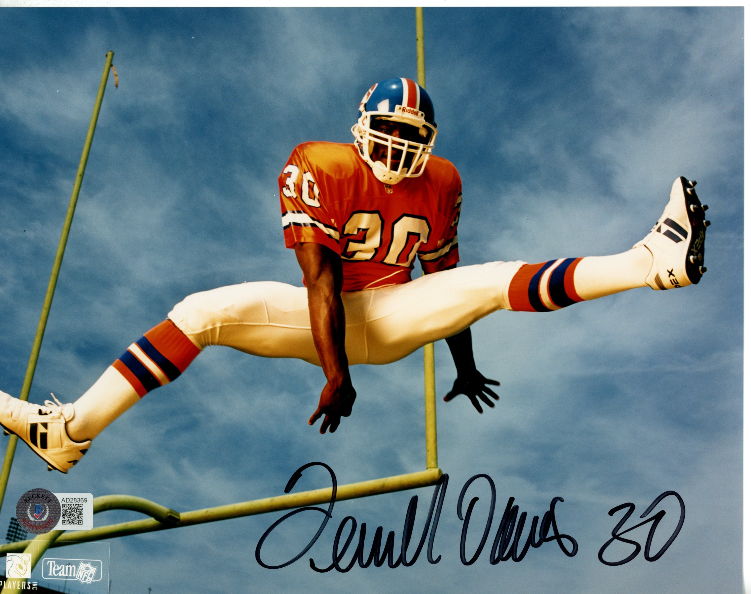 Terrell Davis Autographed/Signed Denver Broncos 8x10 Photo Beckett 55819