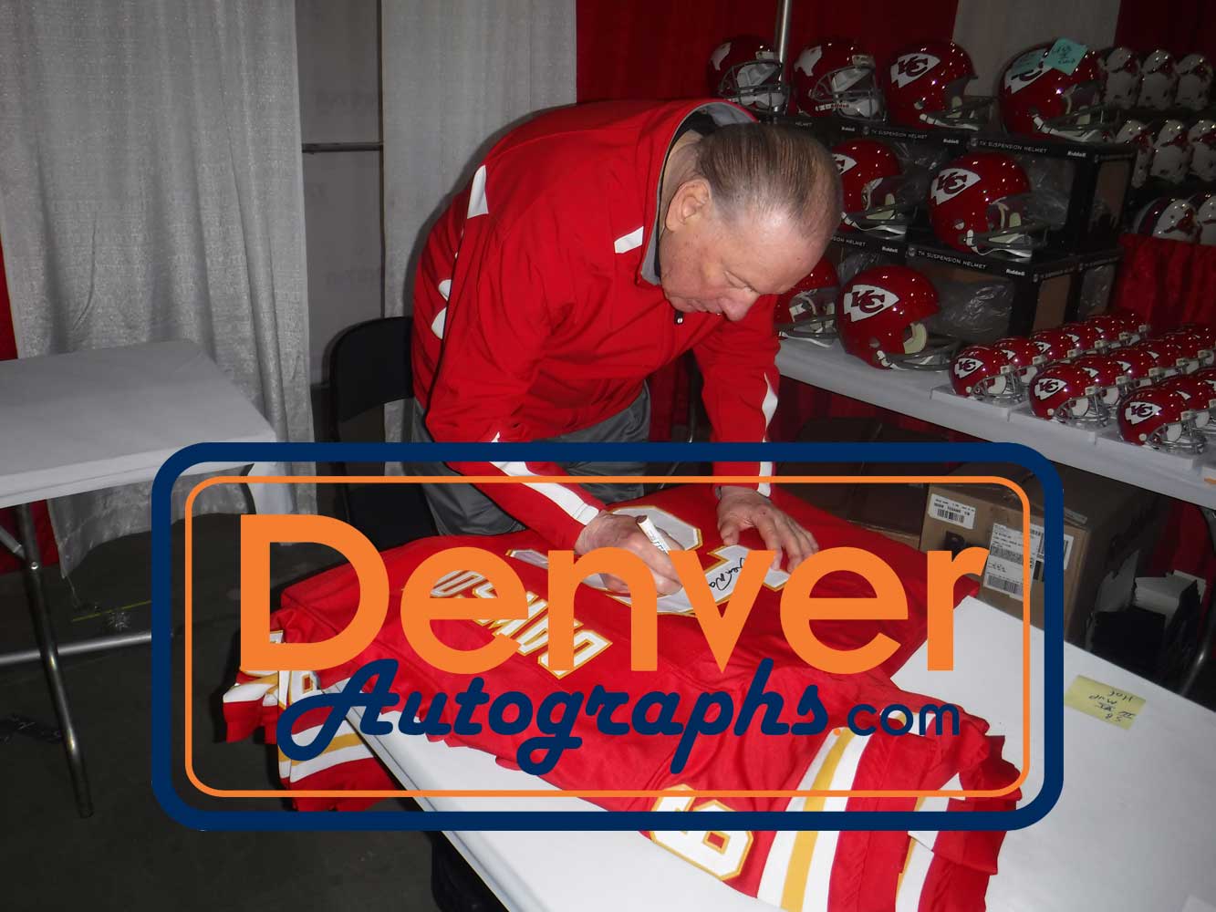 Len Dawson Autographed/Signed Pro Style Size XL Red Jersey Beckett 57032 5 Len Dawson Autographed/Signed Pro Style Size XL Red Jersey Beckett 57032