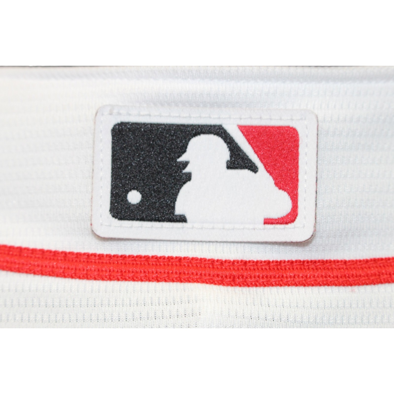 Elly De La Cruz Autographed Cincinnati Reds Nike White XL Jersey Beckett 56468 4 Elly De La Cruz Autographed Cincinnati Reds Nike White XL Jersey Beckett 56468