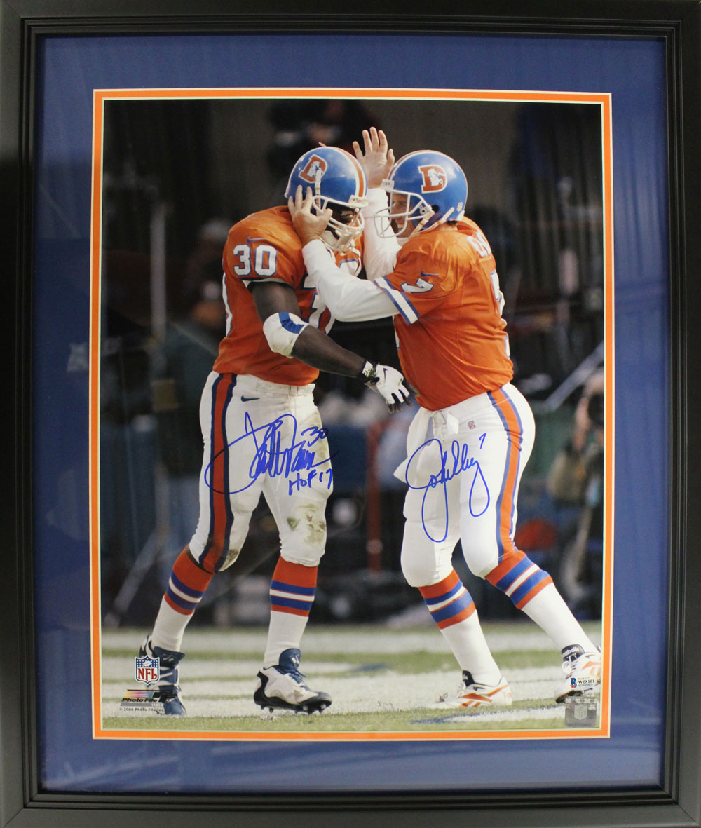 John Elway & Terrell Davis Signed Denver Broncos Framed 16x20 Photo BAS 26865