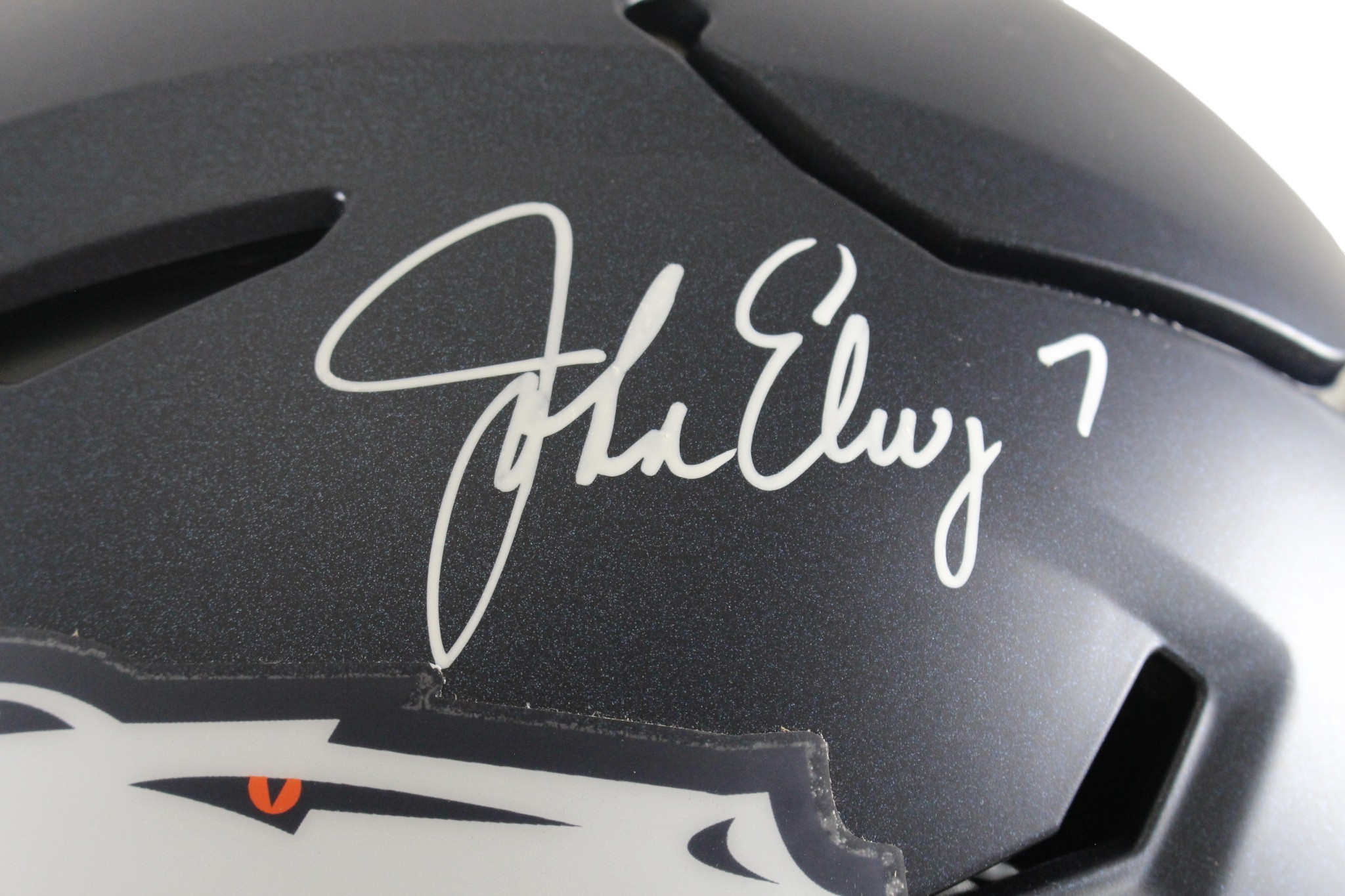 John Elway Autographed Denver Broncos SpeedFlex Helmet Beckett Witness 55375