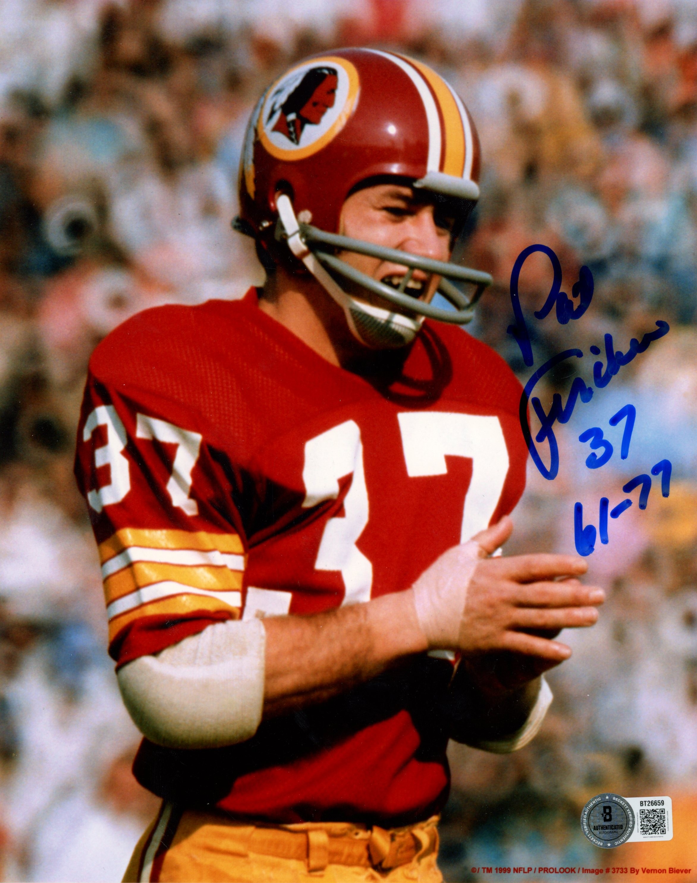 Pat Fischer Autographed Washington Redskins 8x10 Photo 61-77 Beckett 56663