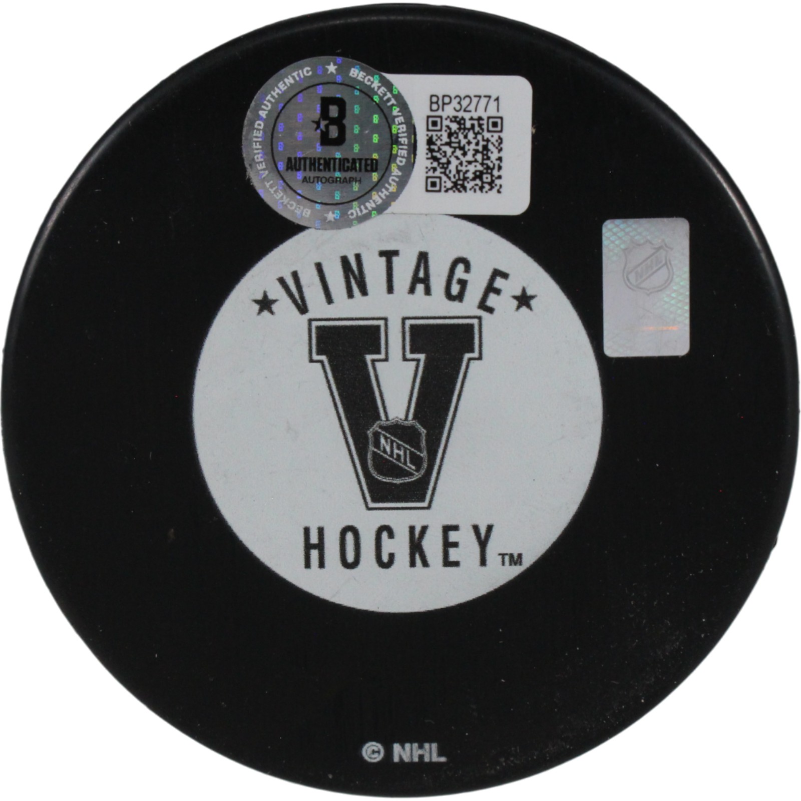 Stephane Fiset Autographed Colorado Avalanche Retro Logo Puck Beckett 53964 2 Stephane Fiset Autographed Colorado Avalanche Retro Logo Puck Beckett 53964