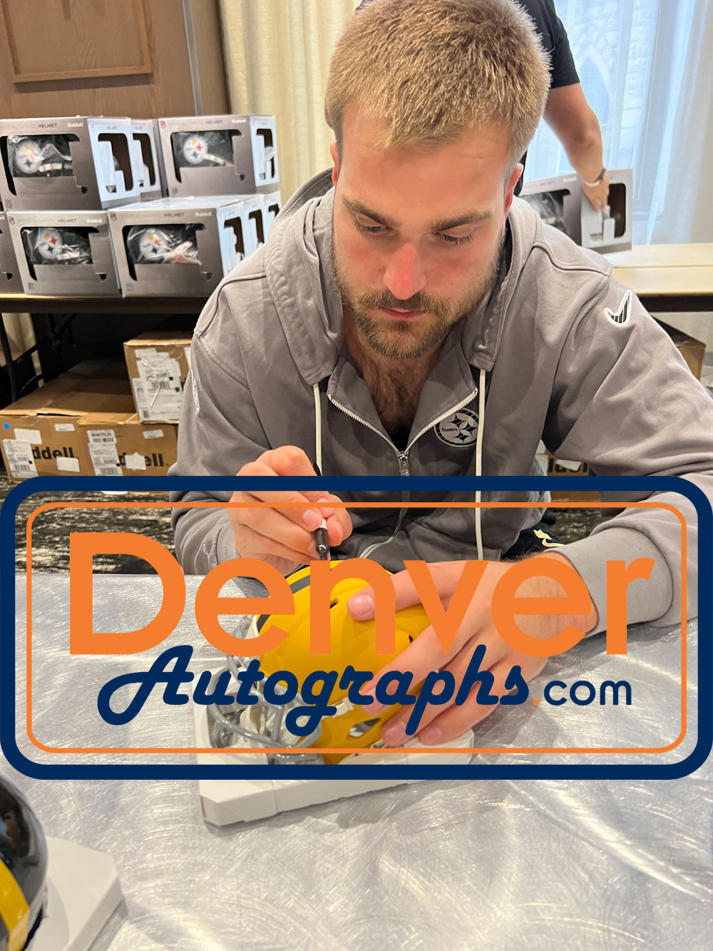 Pat Freiermuth Autographed Pittsburgh Steelers Mini Helmet 25 ALT Beckett 53145 6 Pat Freiermuth Autographed Pittsburgh Steelers Mini Helmet 25 ALT Beckett 53145