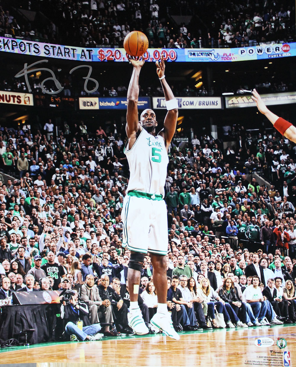 Kevin Garnett Signed Minnesota Timberwolves Dunking Photo