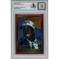 Kevin Garnett Autographed 95-96 Topps Finest #115 Trading Card Beckett 50875