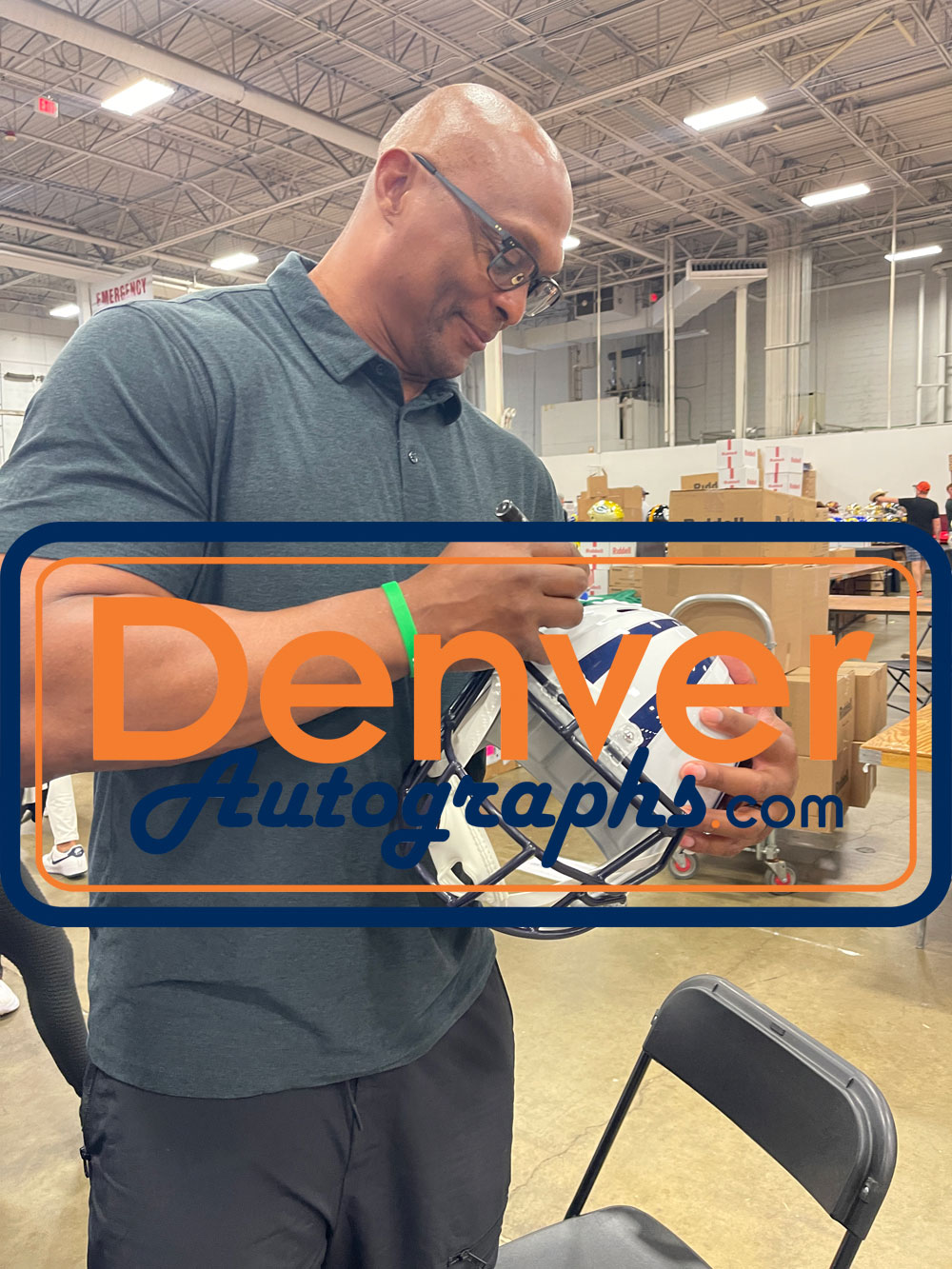 Eddie George Autographed/Signed Tennesee Titans F/S TB Helmet Fanatics 51901 6 Eddie George Autographed/Signed Tennesee Titans F/S TB Helmet Fanatics 51901