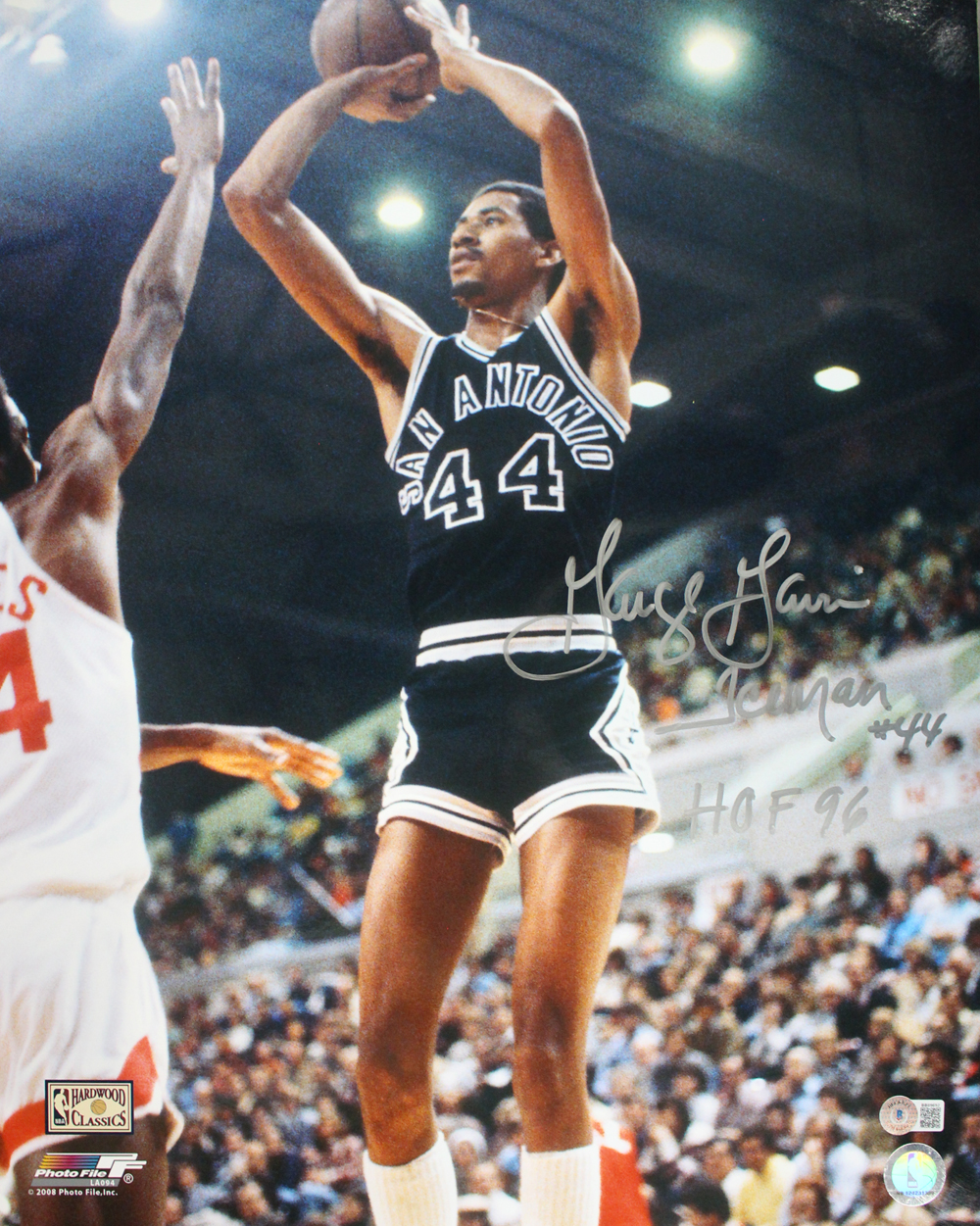 George Gervin Autographed San Antonio Spurs 16x20 Photo HOF Beckett