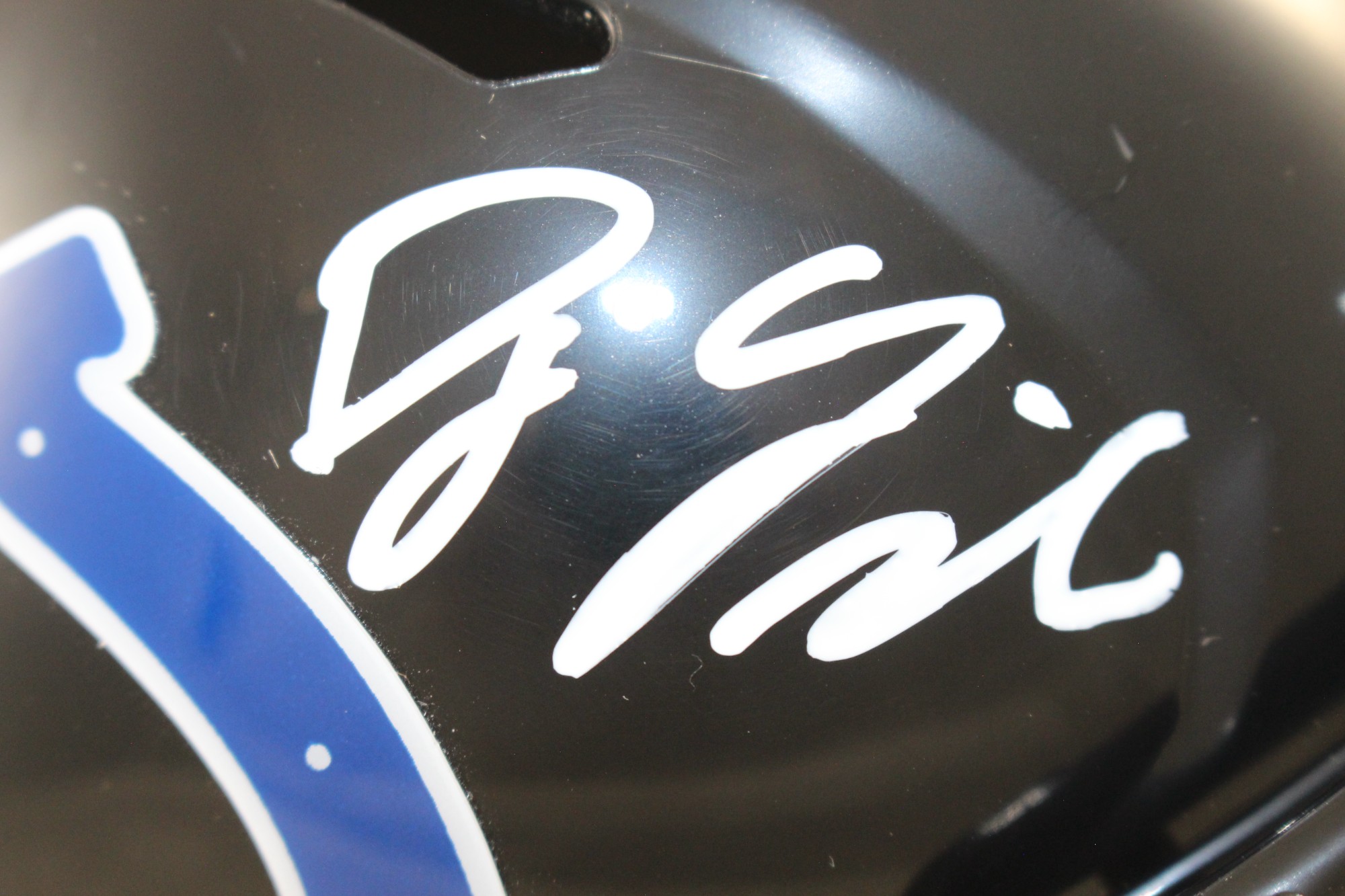 DJ Giddens Signed Indianapolis Colts 23 Alt Mini Helmet Beckett Witness 51644