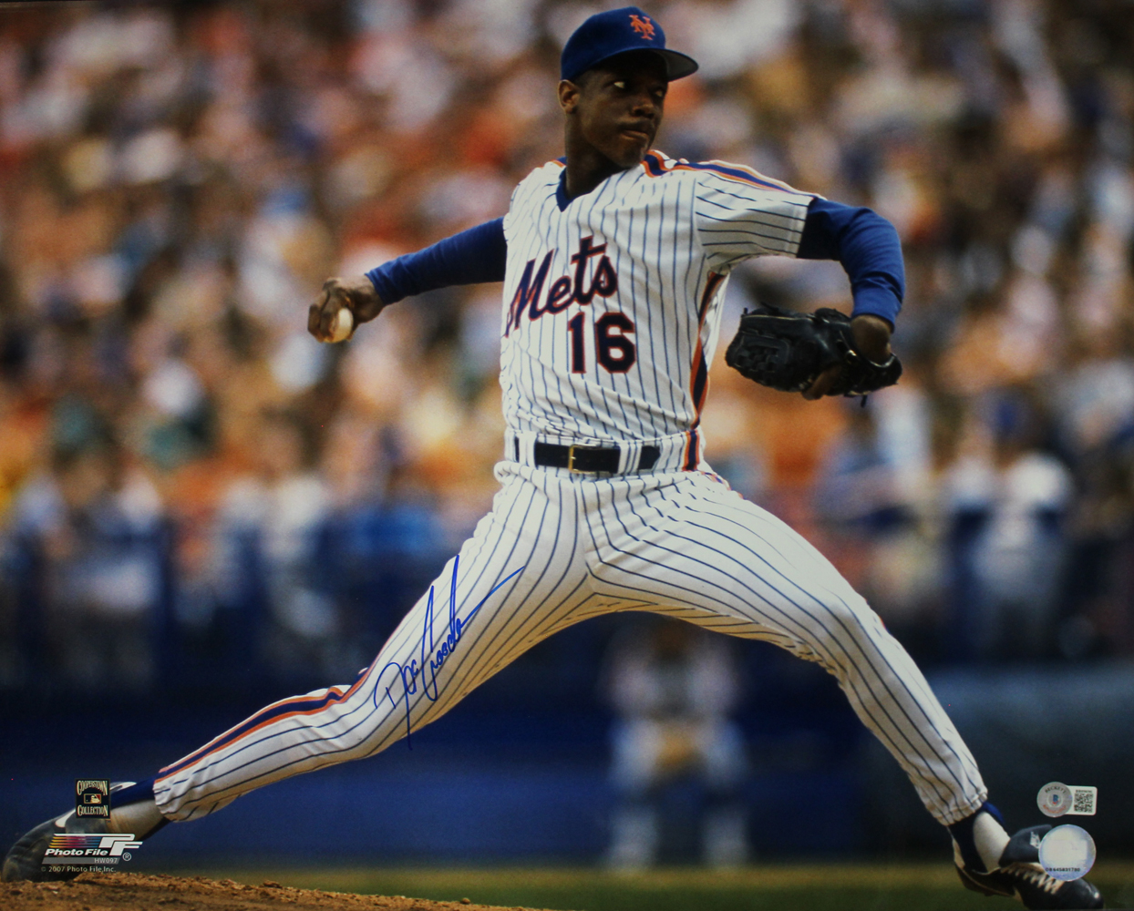 Dwight Gooden Autographed/Signed New York Mets 16x20 Photo Beckett