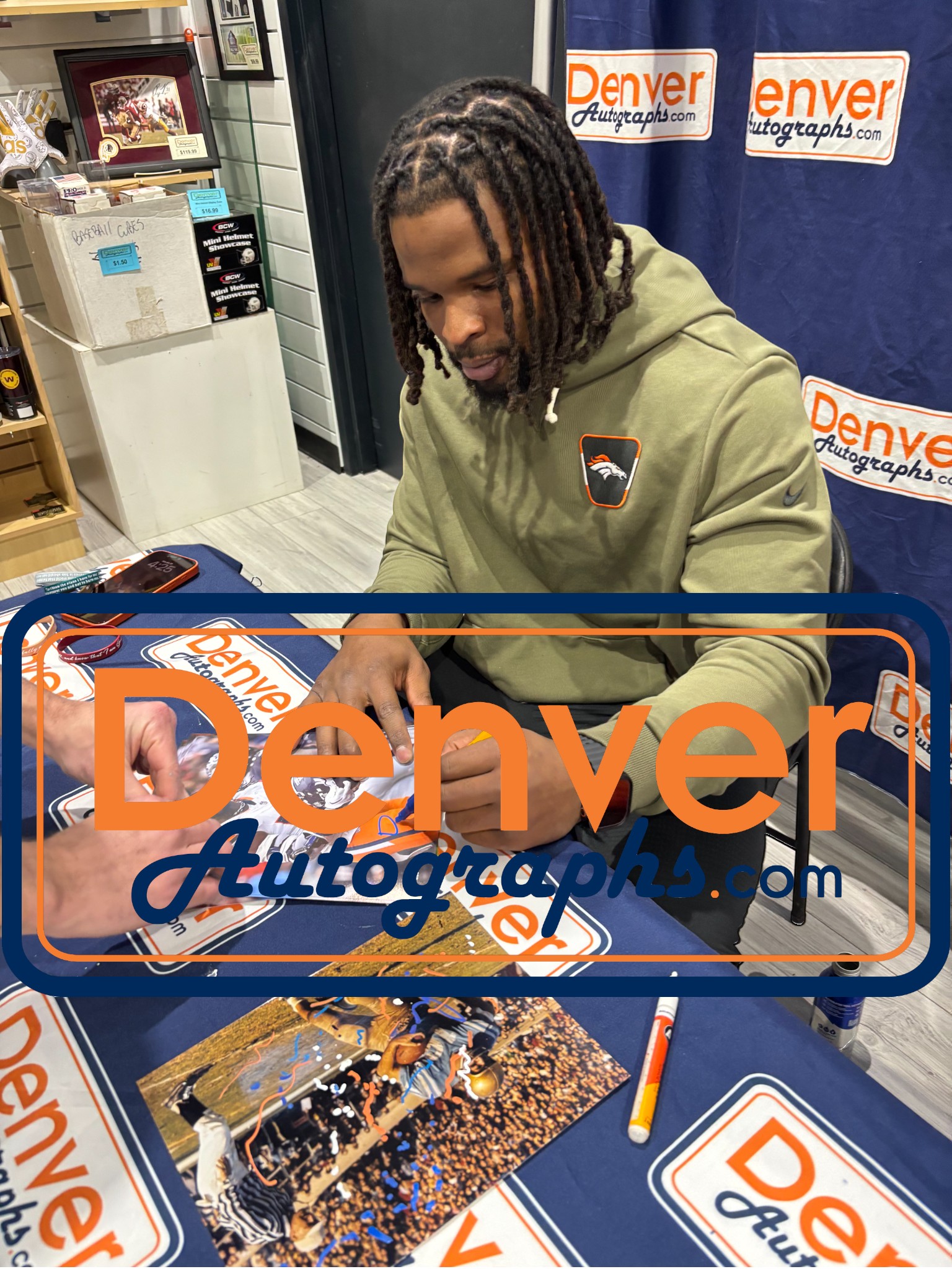 Dre Greenlaw Autographed Denver Broncos 8x10 Photo Beckett Witness 54665